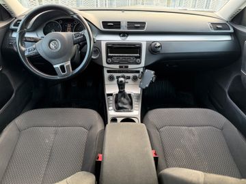 Volkswagen Passat Variant - 2