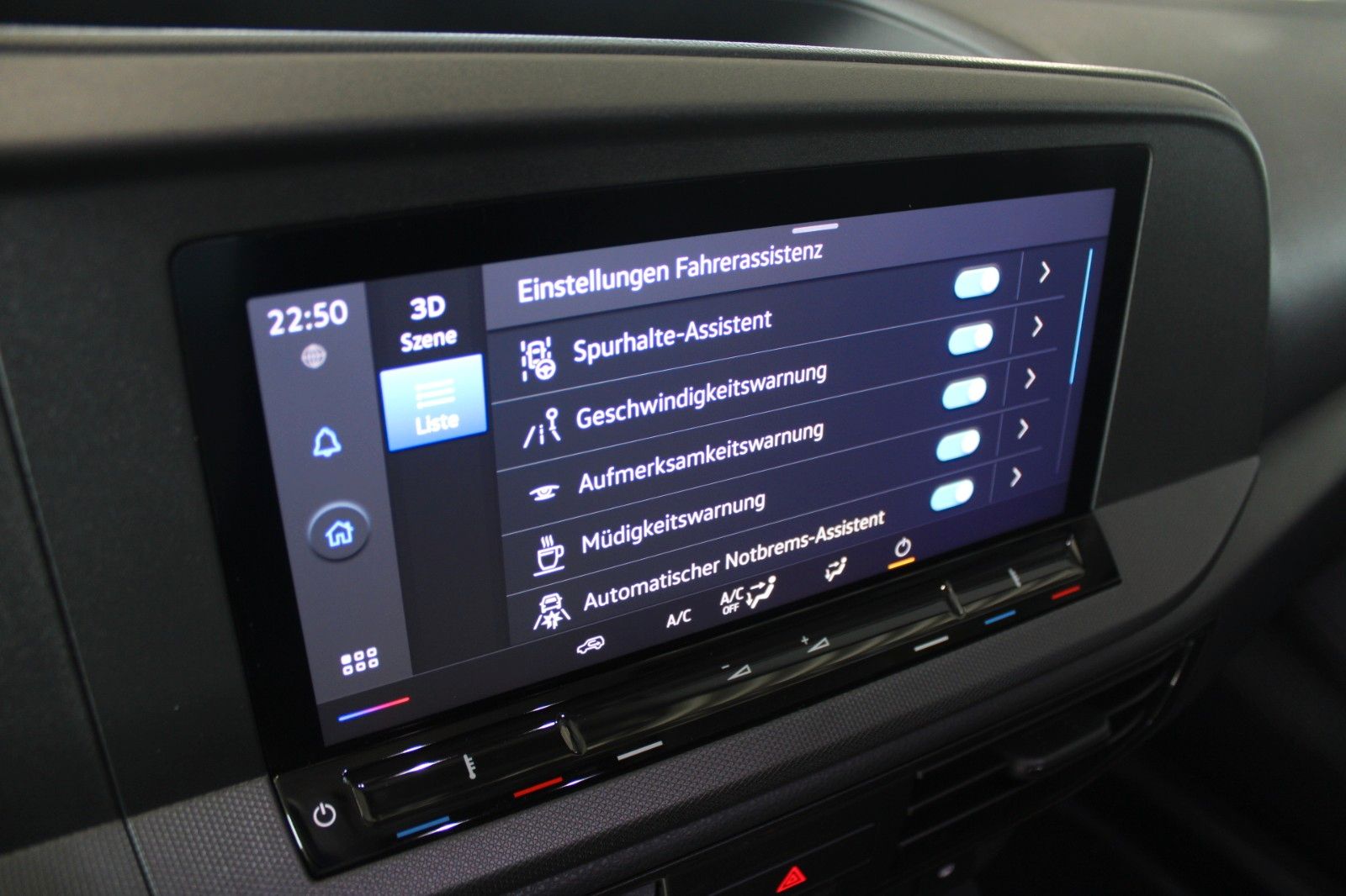 Fahrzeugabbildung Ford Transit Connect TREND L2 Lang AHK IACC NAVI uvm.