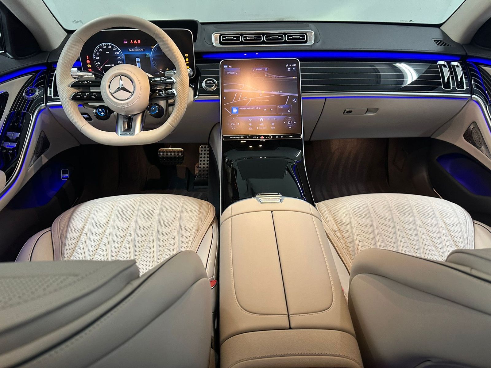 Fahrzeugabbildung Mercedes-Benz S 63 E Performance L  *KERAMIK*PANORAMA*TV*