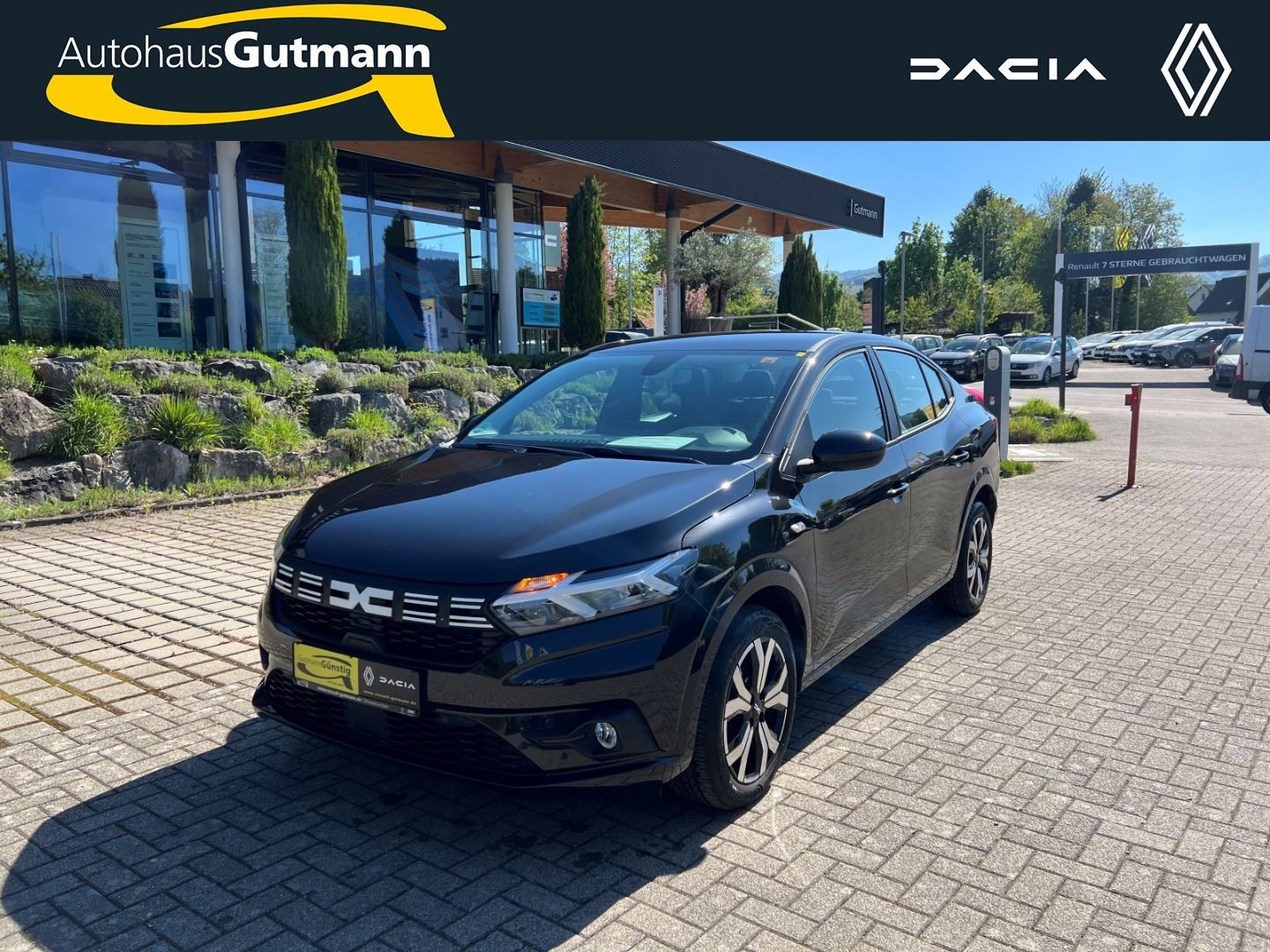 Fahrzeugabbildung Dacia Logan Black Edition TCe 90 CVT Navi Soundsystem