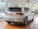 Volkswagen Golf VIII 1.0 eTSI Move 1,99% ACC STANDHZ LED - VW Golf Gebrauchtwagen in Augsburg