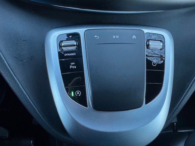 Fahrzeugabbildung Mercedes-Benz V 220d Extralang Assistenten KAMERA Tempomat