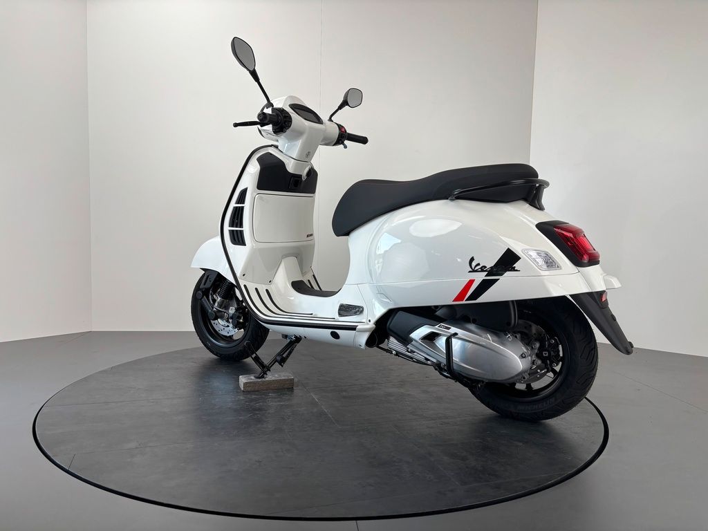 Fahrzeugabbildung Vespa GTS 310 FL SuperSport *NEUFAHRZEUG 2026*