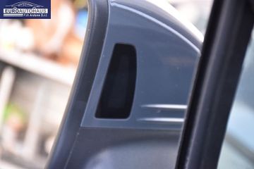 Volkswagen Tiguan - 9