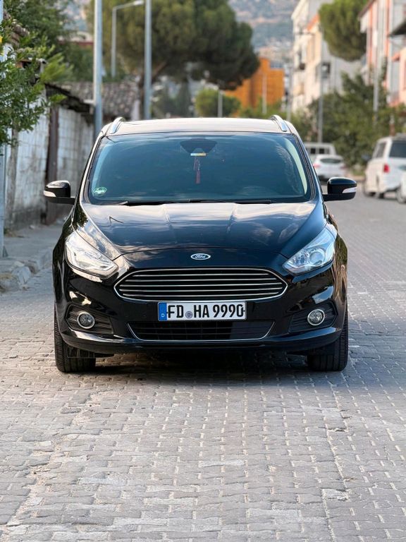 Image of Ford S-Max