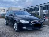Volvo V70 T5 Momentum Geartronic *Automatik*245PS* - Volvo V70 mit Benzin-Antrieb: Kombi, 2.5