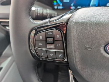 Ford Tourneo Custom Tit. 2.0 L1 NEUES MODELL