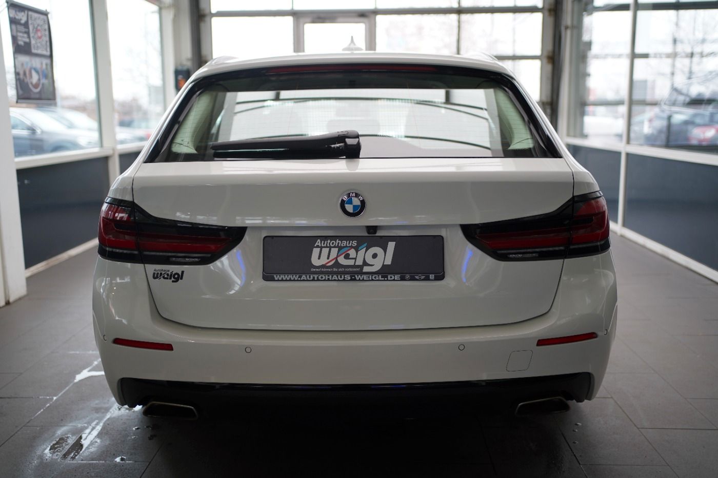 Fahrzeugabbildung BMW 530d xDrive Touring +Parking Assistant+AHK+DAB+