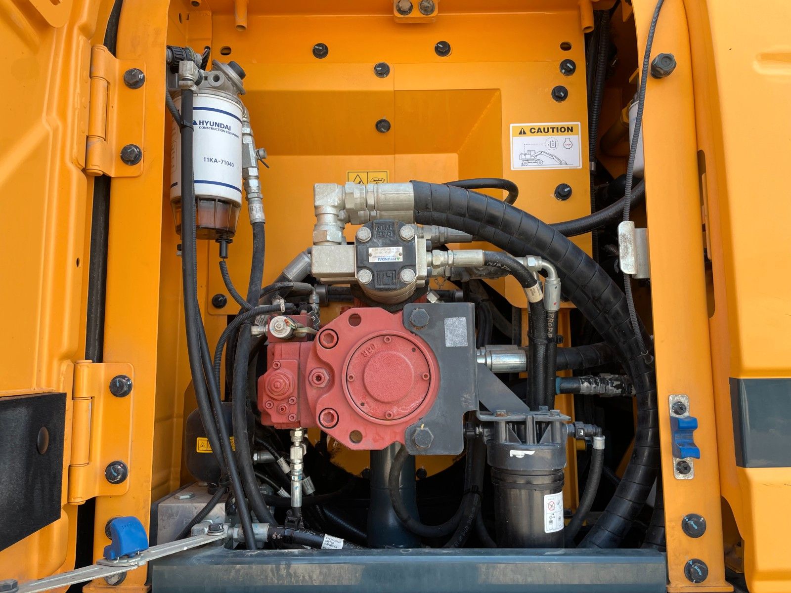 Fahrzeugabbildung Hyundai HW 180 / 6.102h / Tieflöffel / OQ70/55 / Klima