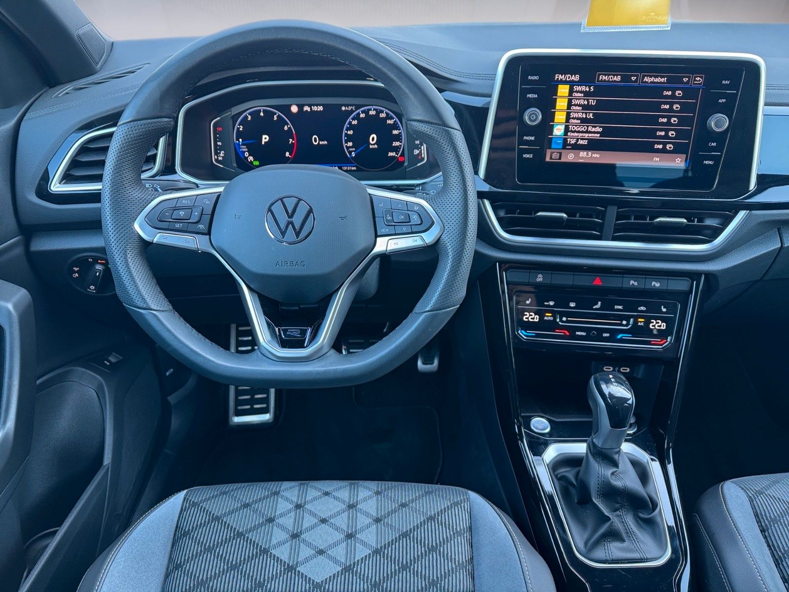 Fahrzeugabbildung Volkswagen T-Roc R-Line