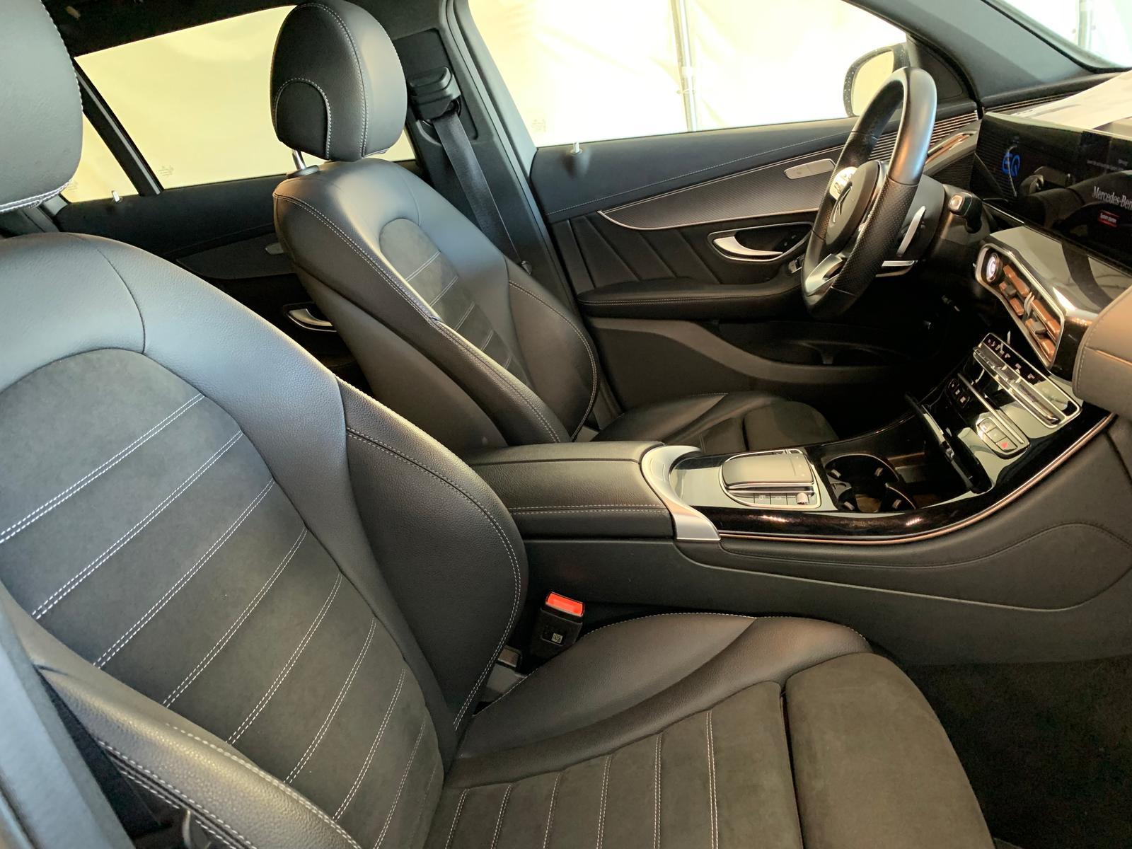 Mercedes-Benz EQC 400 4M 2xAMG Line Widescr Glasdach Multibeam