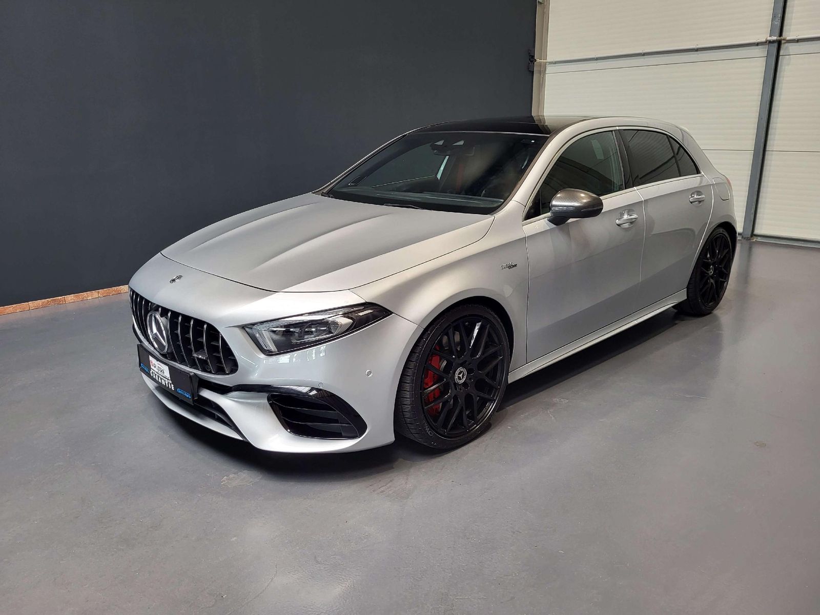MERCEDES-BENZ A 45 AMG s 4Matic *TOP Ausstattung*