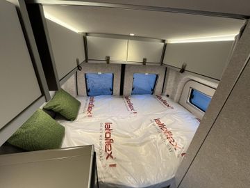 HYMER ERIBA HYMERCAR Grand Canyon S CrossOver 4x4 Winterp. AHK 2.8t