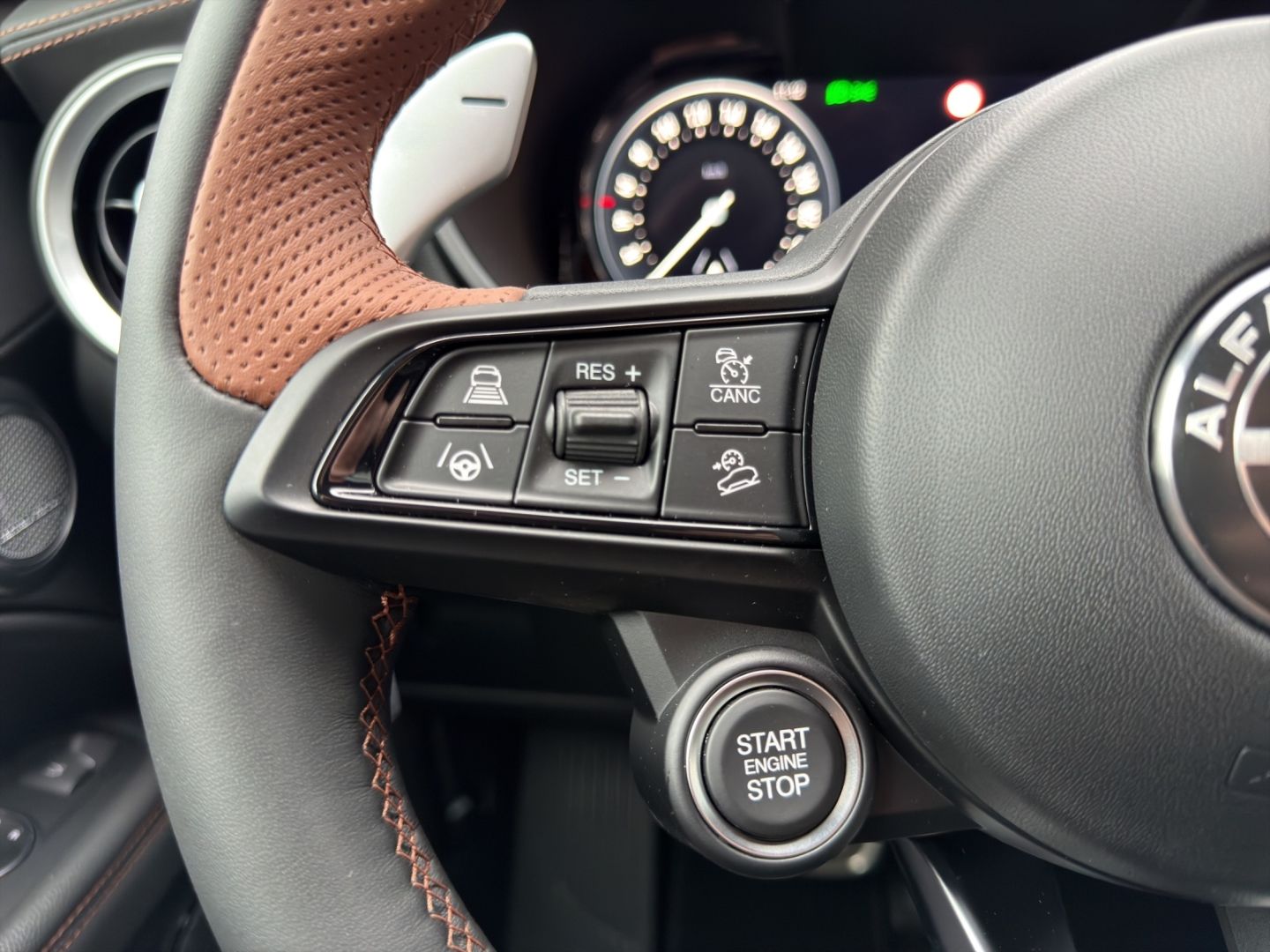 Alfa Romeo Stelvio - Bild 17