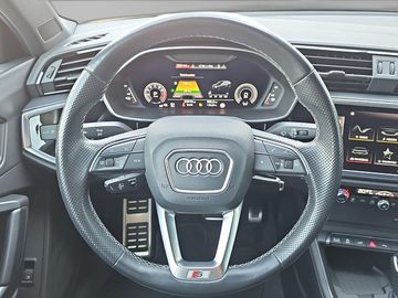 Audi Q3 - 11