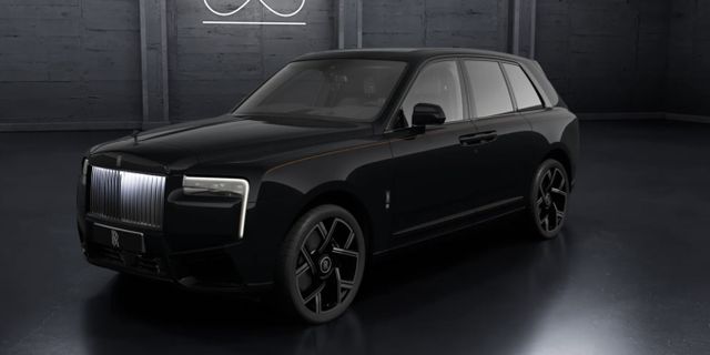 Rolls-Royce Cullinan Black Badge | 4 Seats | Q4 2025
