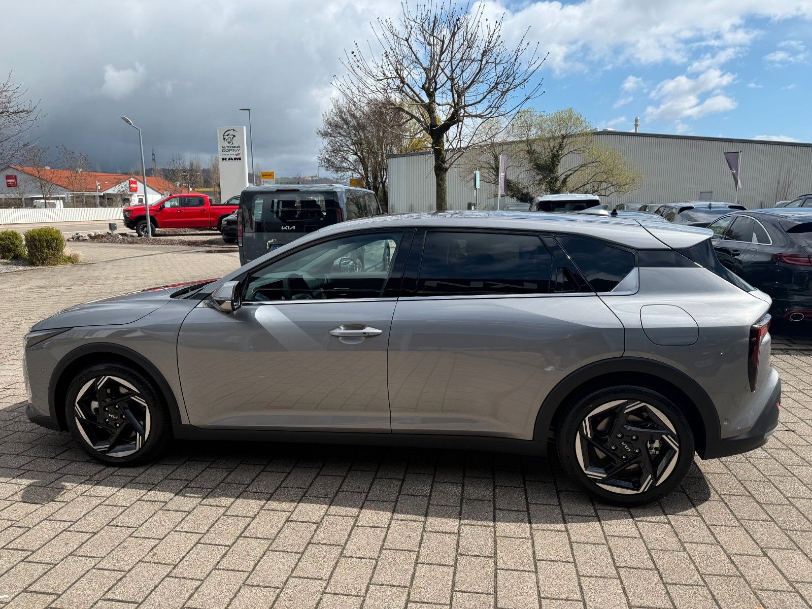 Kia K4 - Bild 7