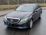 Mercedes-Benz E 250 CDI 4MATIC T Autom. - - Mercedes-Benz E 250 in Aachen