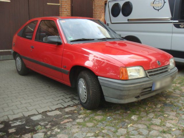 Opel Kadett 1.4i  Garagenwagen Original & ...