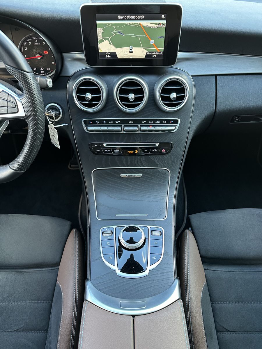 Fahrzeugabbildung Mercedes-Benz C 200 Coupé Edition 1 Aut. NAV+LED+SHZ+AHK+PANO+
