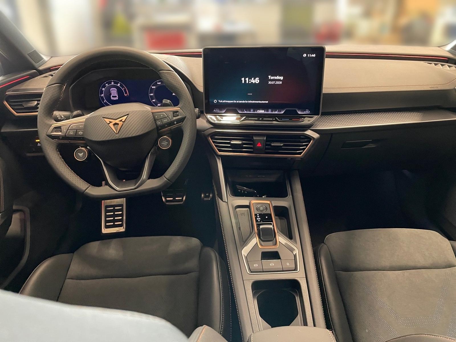 Cupra Leon VZ 2.0 TSI DSG VZ *PANO*SENNHEISER*KAMERA*, миниатюра 13