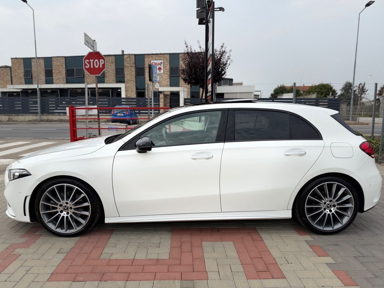 Mercedes-Benz Mercedes-benz A 220 d Automatic Premium TETTO AP imagem 3