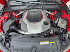 AUDI RS4 Avant 2.9 TFSI quattro erst 47Tkm Misanorot AUDI RS4 Avant 2.9 TFSI quattro erst 47Tkm Misanorot
