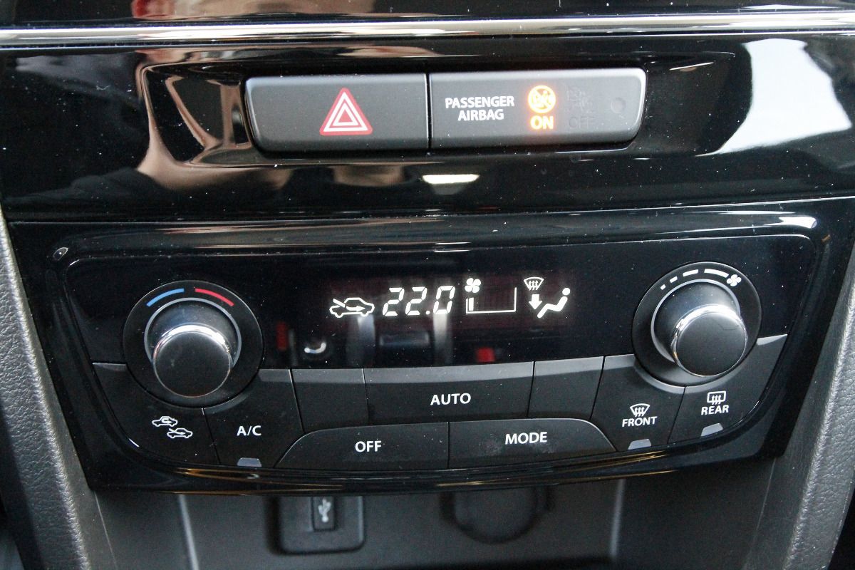 Fahrzeugabbildung Suzuki Vitara 1.0 Comfort