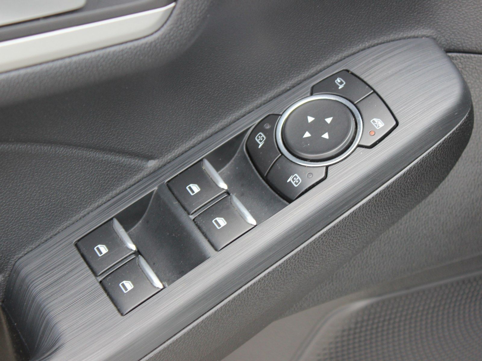 Fahrzeugabbildung Ford Kuga Plug-In Hybrid Cool & Connect 2,5 Duratec