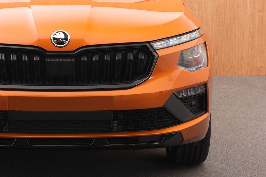 ŠKODA Kamiq Kamiq Monte Carlo 1.5 TSI DSG – Bild 10 von 13