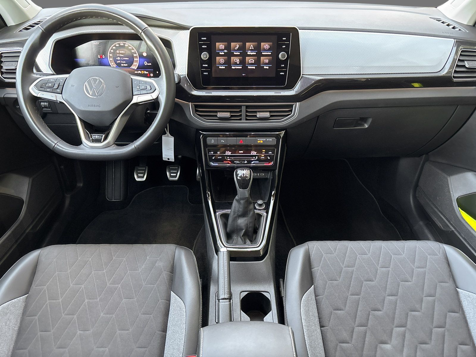 Volkswagen T-Cross - Bild 10