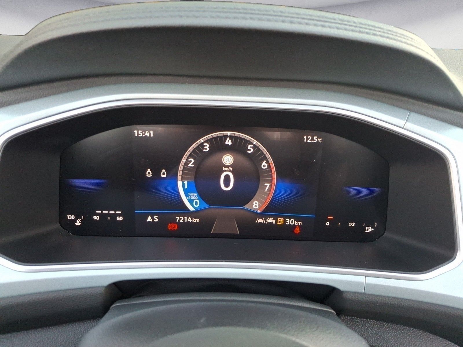 Volkswagen T-Roc - Bild 10