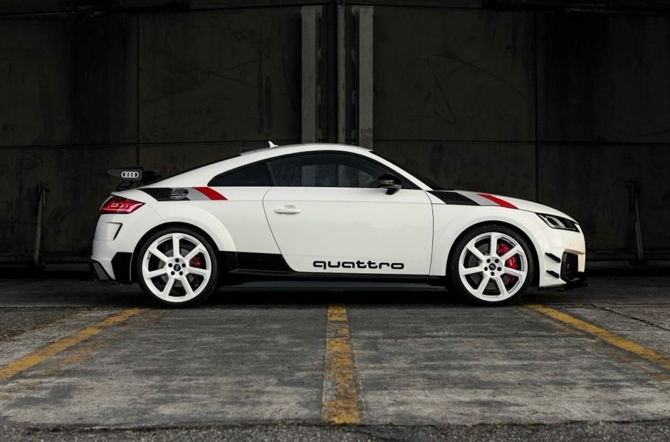 AUDI Audi TT RS lim. Sonderedition 40 Jahre quattro