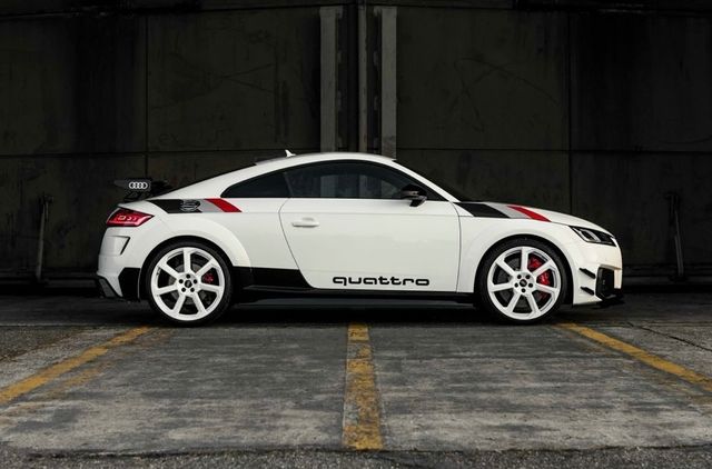 AUDI Audi TT RS lim. Sonderedition 40 Jahre quattro