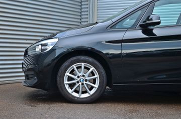 BMW 216 - 6