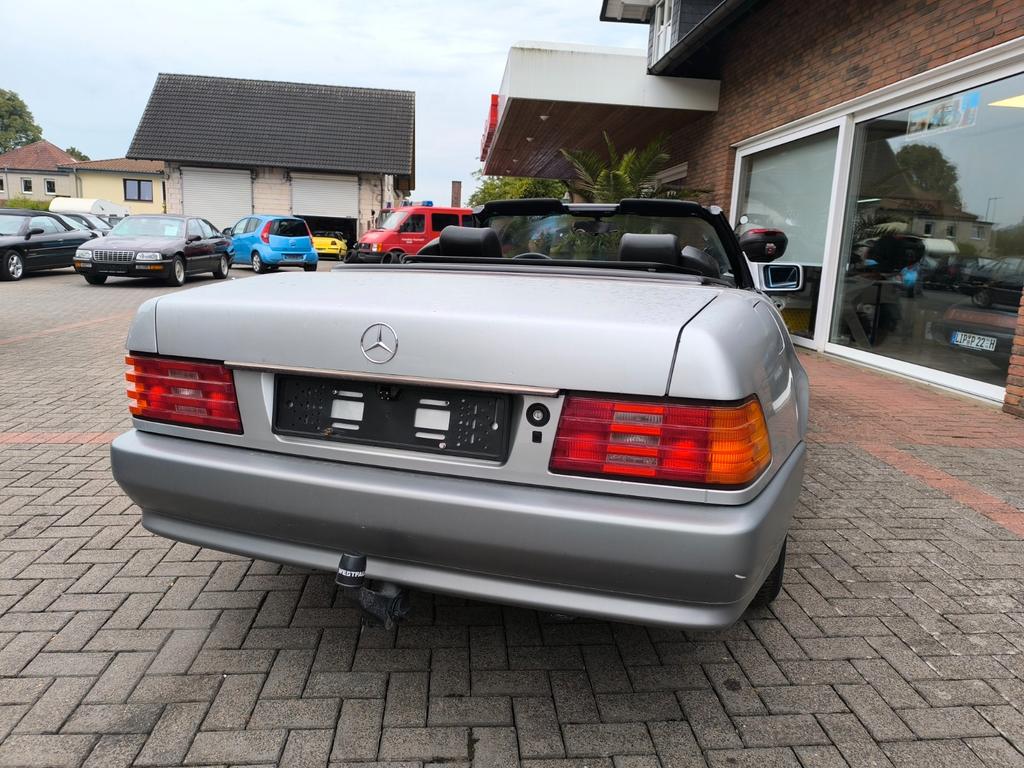 Mercedes-Benz SL 300