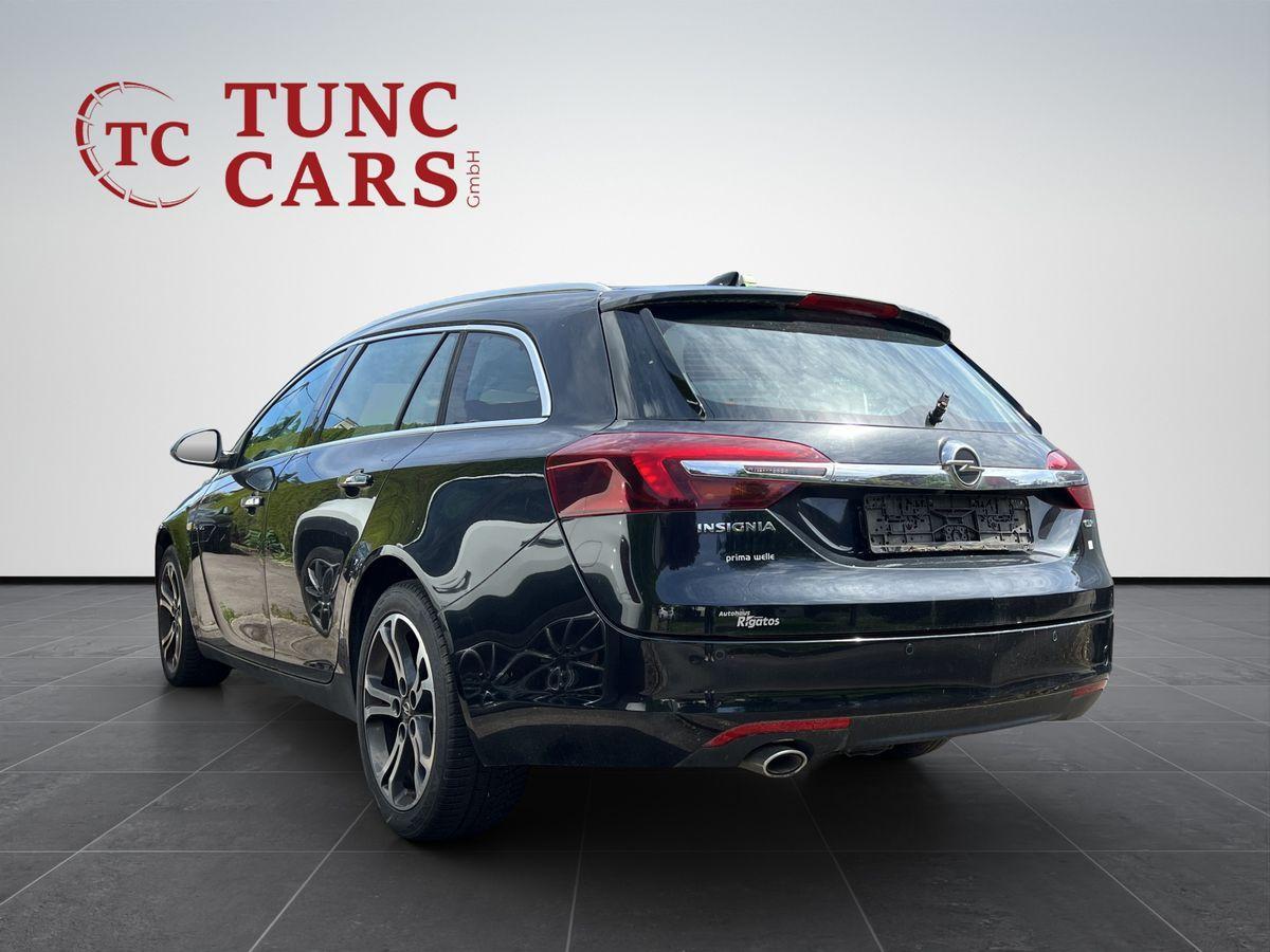 Opel Insignia 2015 — rear view