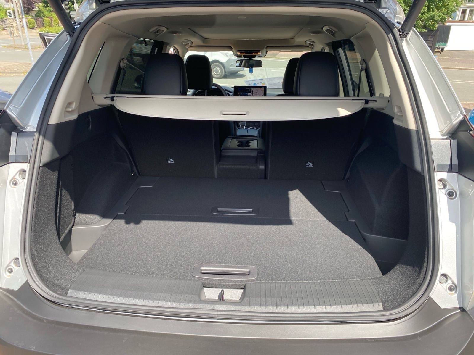 Fahrzeugabbildung Nissan X-Trail N-Connecta 1.5 VCT*PANO*HUD*LED*360'*19Z