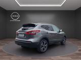 Nissan Qashqai N-Way 1.3 DIG-T 6MT - Nissan Qashqai N-Way mit Benzin-Antrieb