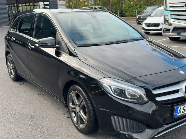 MERCEDES-BENZ B 200