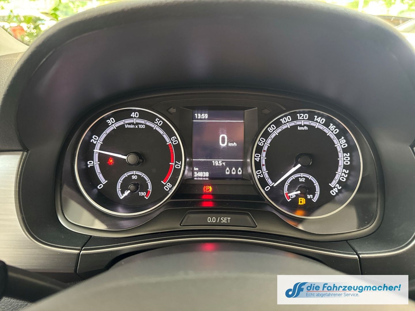 Fahrzeugabbildung SKODA Fabia Style 1.0 TSI CarPlay Klimaautom Musikstre