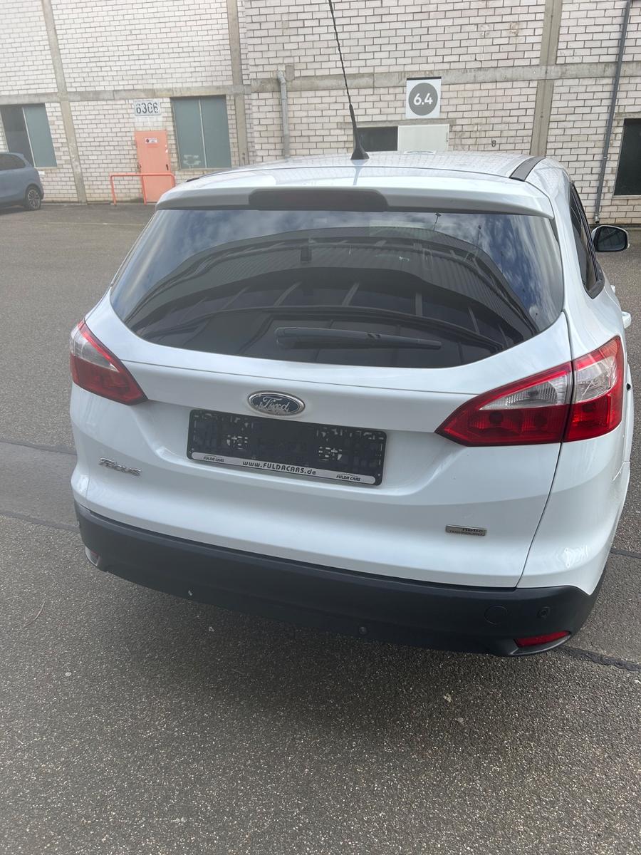 Ford Focus 2013 — photo 6