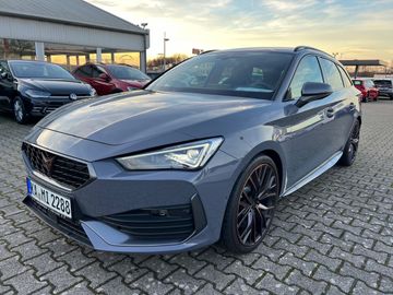 Cupra Leon Sportstourer VZ 4Drive Cup LEDER BLAU