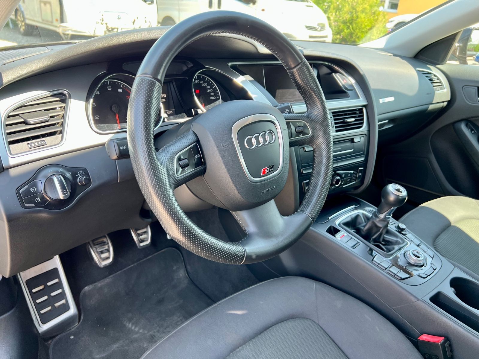 AUDI A5 Sportback 2.0 TFSI AAC PDC SHZ NAVI