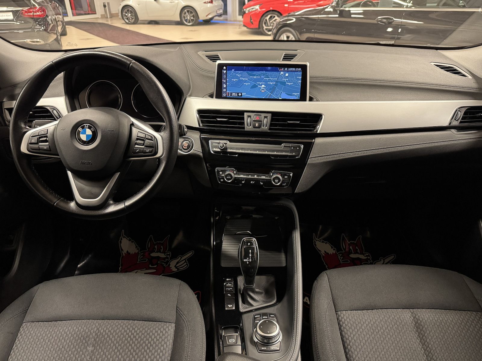 Fahrzeugabbildung BMW X2 xDrive 20i /LED/Navi/Ahk/VZE/Park-Ass