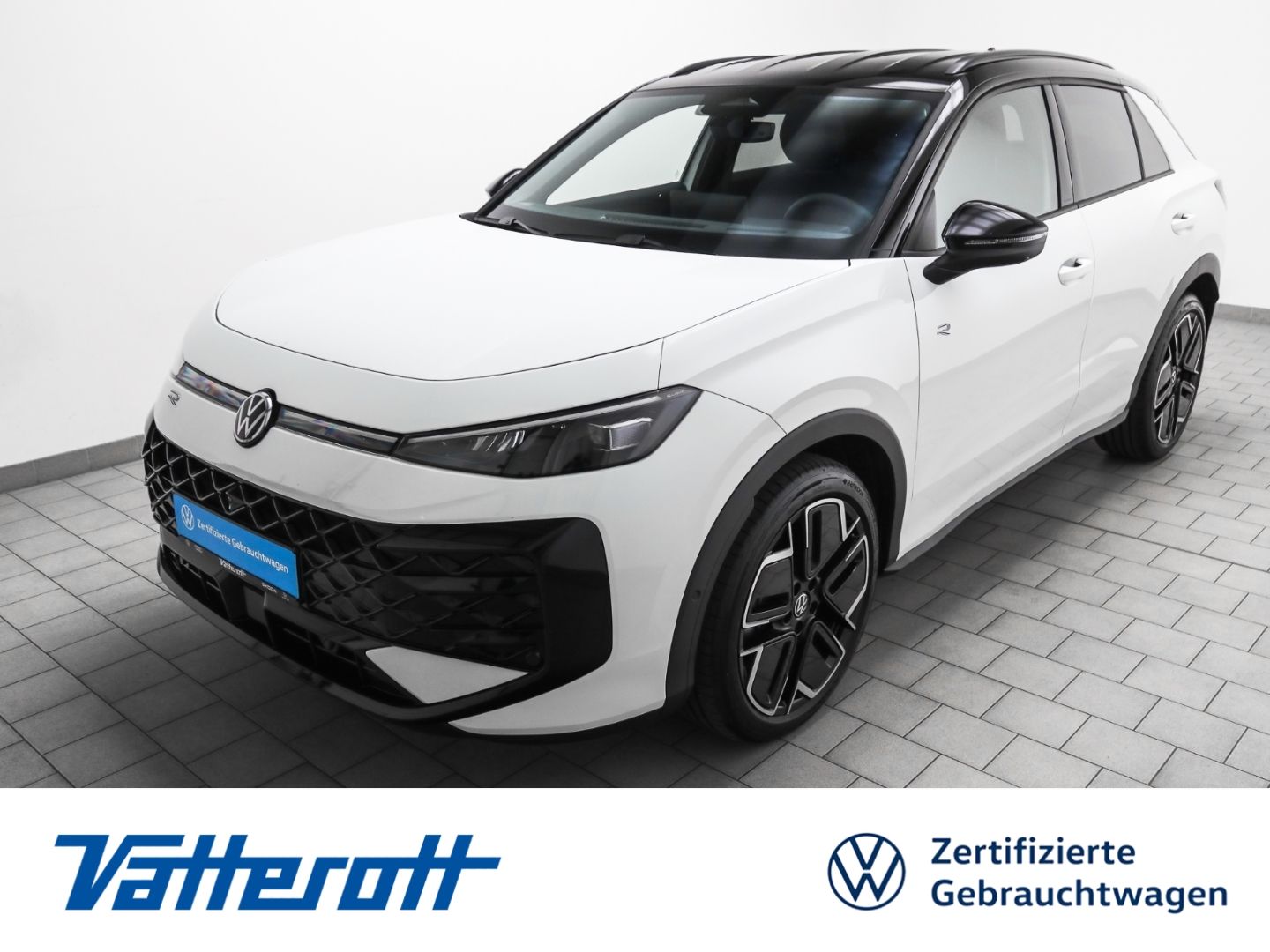 Volkswagen T-Roc R-Line 1.5 eTSI DSG Navi Kamera IQ.Light A foto 1