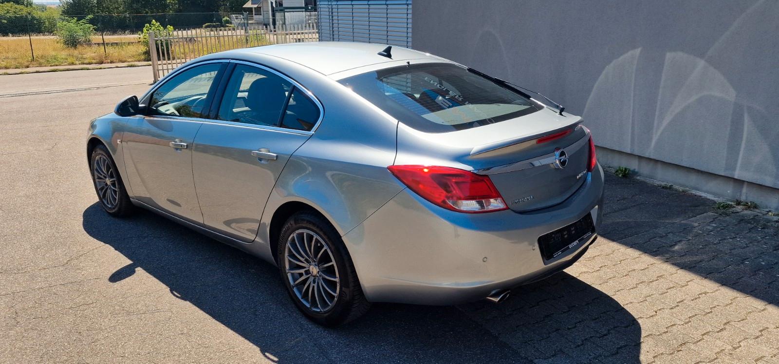 Opel Insignia A Lim. Sport 4x4*Automatik*Leder*NAVI*