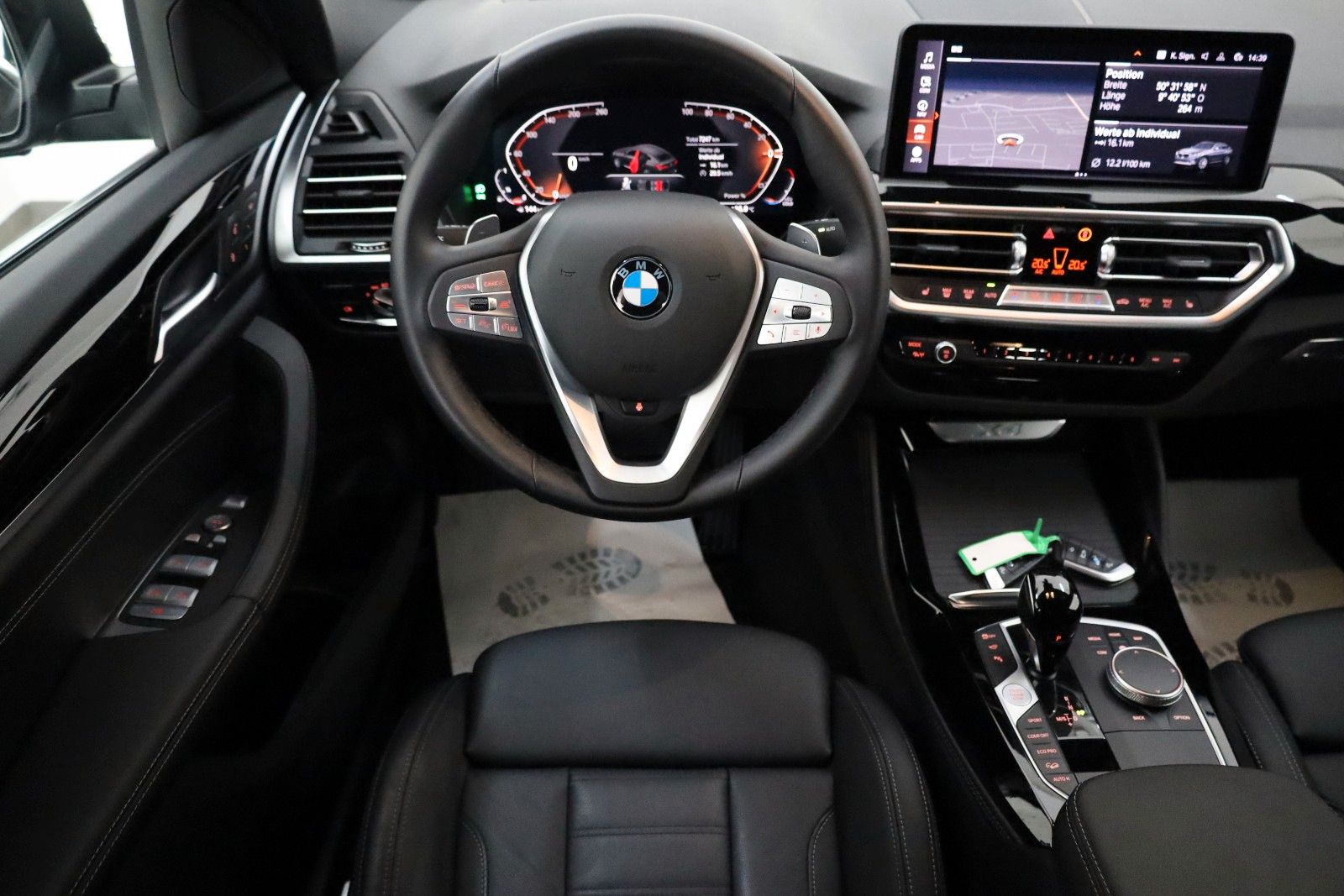 Fahrzeugabbildung BMW X4 xDrive 30 i, Leder,360Kamera,HUD,ACC,Panorama