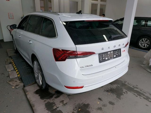 Skoda Octavia - Bild 3