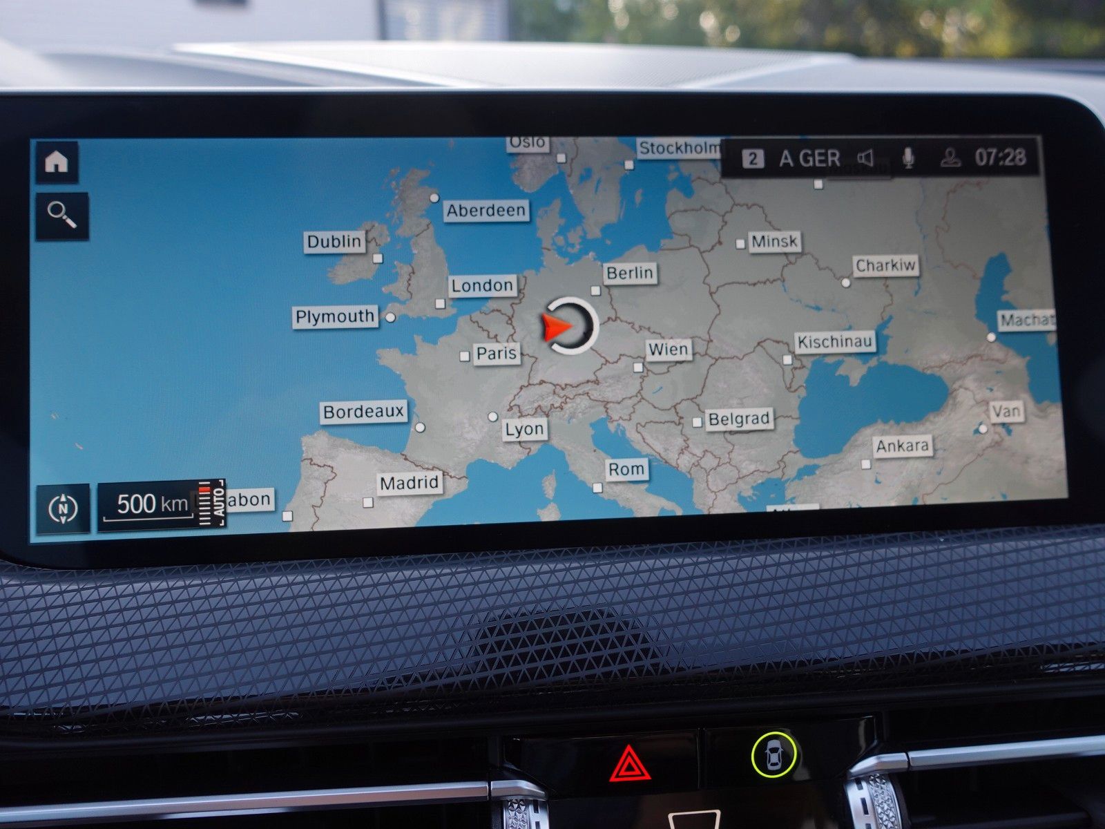 Fahrzeugabbildung BMW 220i Gran Coupé M Sport LED/HUD/Pano/HarmanKard.